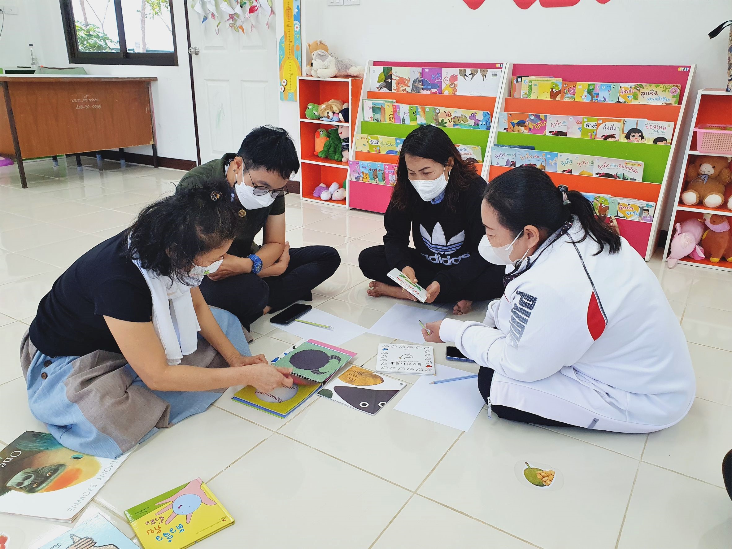 นิทานภาพ.jpg
